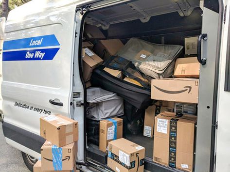 'We sped like crazy': Amazon delivery drivers say they feel pressure to drive dangerously, urinate in bottles, and sprint on the job Bike Courier, Amazon Delivery, Driver Job, Secret Boards, Business Inspiration Quotes, Delivery Driver, Delivery Photos, Business Inspiration, Business Insider