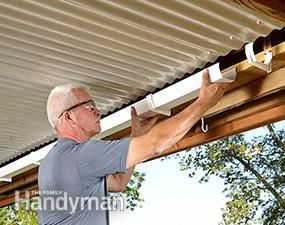 Catch the runoff from the under-deck roof with gutters and a downspout. Tall Decks, Deck Waterproofing, Under Deck Roofing, Deck Organization, Under Deck Ceiling, Deck Roof, Second Story Deck, Under Deck, Laying Decking