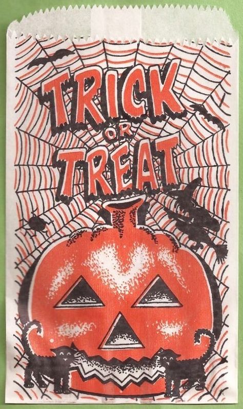 Vintage Halloween Treat Bags, Halloween Kitsch, Halloween Highlights, Small Halloween Party, Halloween Nostalgia, Halloween Illustrations, Vintage Halloween Images, Halloween Plates, Cozy Halloween