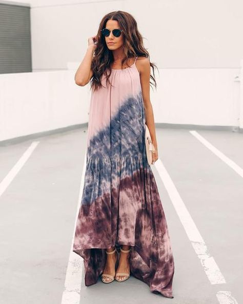 Tie And Dye Dress, Mode Batik, Printed Dress Outfit, Printed Dresses Fashion, Elegant Casual Dress, Tie Dye Fashion, High Low Maxi Dress, Batik Fashion, Tie Dye Outfits