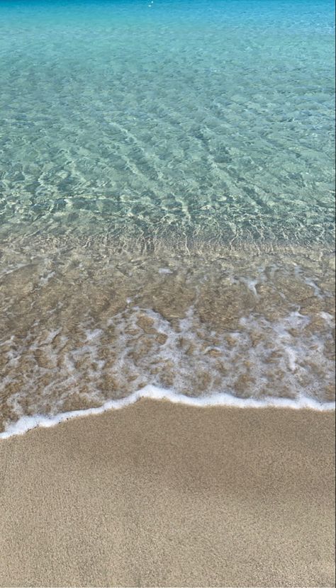 Plage d’Elafonisos, Grèce. Plage Aesthetic, Clean Phone, Beach Aesthetic, Beach Vibe, Design Reference, Book Aesthetic, Summer Aesthetic, Summer Vibes, Greece