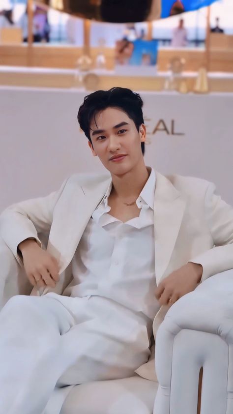 Tay Tawan Tay Tawan, Gmmtv Actors, Jaehyun Nct, Ideas For Instagram Photos, Asian Men, This Man, White Shirt, Pretty People, Nct