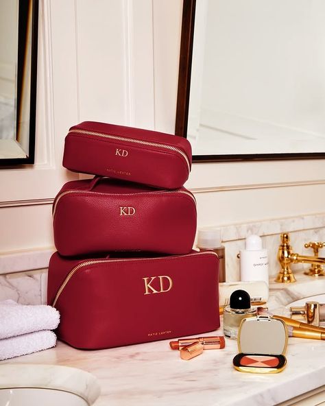 Katie Loxton | The style on everyone’s wishlist ♥️💫 #washbag #makeupbag #personalised | Instagram Katie Loxton, Fashion And Makeup, I Love Fashion, Wash Bags, Love Fashion, Makeup Bag, Makeup, Beauty, Instagram