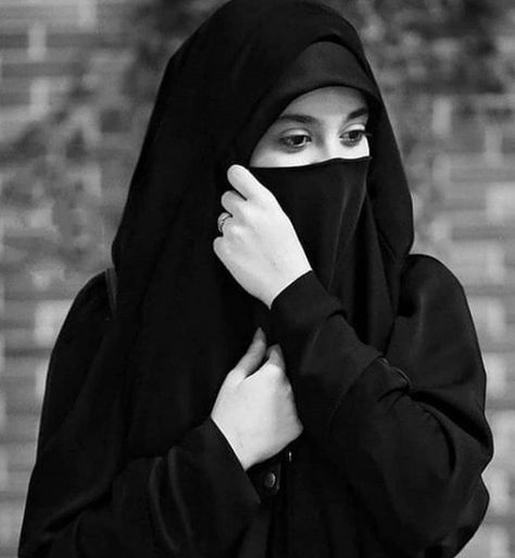 Hijabi Princess, Hijab Dp, Black Hijab, Islamic Girl, Cute Couple Poses, Hijabi Girl, Girly Images, Drawings Simple, Cute Couple Images