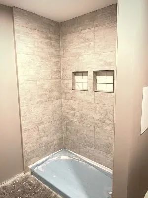 How To Easily Install Palisade/DumaWall Vinyl Shower Tile – DIY With Christine Palisades Shower Tile, Palisade Wall Tile, Vinyl Plank Shower Walls, Vinyl Tile Shower Walls, Palisade Shower Tiles, Shower Inserts That Look Like Tile, Vinyl Shower Walls, Shower Tile Diy, Diy Shower Tile