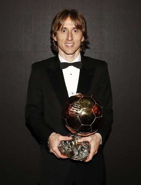 Luka Modric claims 2018 Ballon d'Or | Photos | Real Madrid CF Real Madrid Modric, Modric Croatia, Ballon D Or Winners, Modric Real Madrid, Soccer Photography, Luka Modric, Ticket Sales, National Football Teams, Football Boys