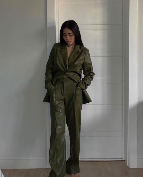 Olive Outfits For Women, Ida Anduyan, Olive Outfits, Olive Suit, Olive Green Outfit, Olive Clothing, Light Academia Aesthetic, Curated Outfit, Dressed To The Nines