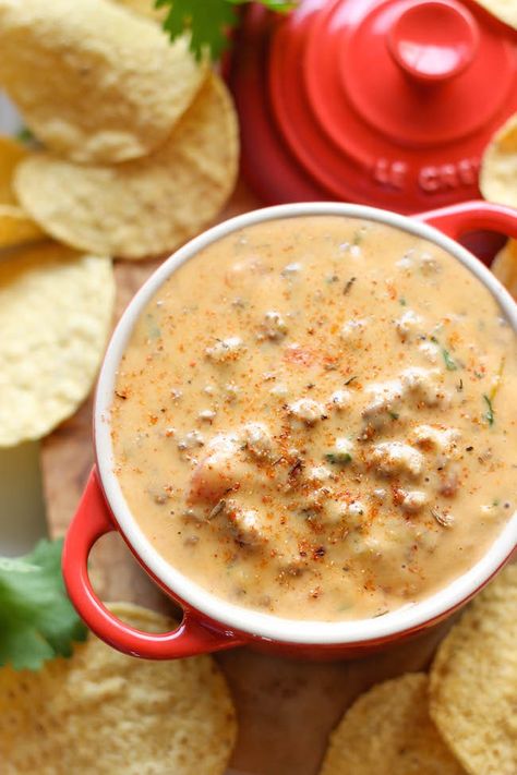 Beef Queso Dip - Damn Delicious Beef Queso Dip, Beef Dip, Queso Dip Recipes, Queso Dip, Recipes Appetizers And Snacks, Football Food, Appetizer Dips, Dip Recipes, Yummy Recipes