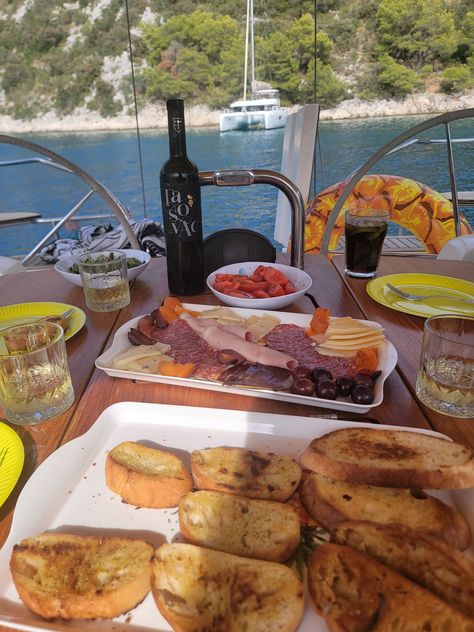 Preparing for party or just chilling, breakfast is the most important part of sailing vacation (even if it is in lunch time) Vacation Breakfast, Croatian Cuisine, Yacht Rental, Just Chilling, Luxury Yacht, Food Experiences, Boat Rental, Lunch Time, Luxury Yachts