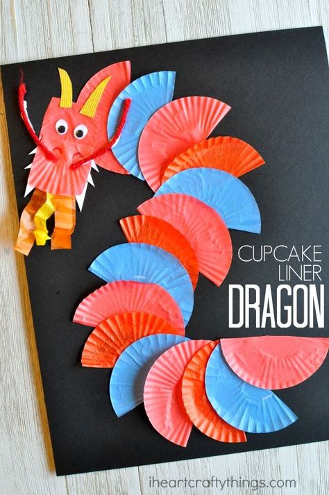 This cupcake liner dragon craft makes a great Chinese New Year craft for kids. You could also use it as an alphabet craft for the letter D. New Year Craft For Kids, Chinese New Year Craft, News Years Crafts For Kids, New Year Craft, New Year Crafts, Dragon Craft, Chinese New Year Crafts For Kids, Chinese New Year Activities, Chinese Crafts