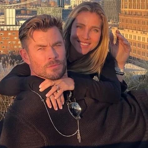 Hemsworth Brothers, Chris Hemsworth Thor, Elsa Pataky, Chris Martin, Face Characters, Luke Evans, Liam Hemsworth, Real Couples, Man Photo