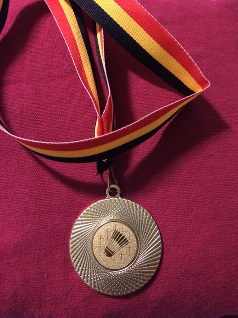 Belgian champion badminton Railway  http://www.badmintonskills.net/ Badminton Medal, Badminton Trophy, Champion Aesthetic, Badminton Champion, Women's Badminton, Vision 2025, Badminton Sport, Insta Dp, Eyeglass Frames For Men