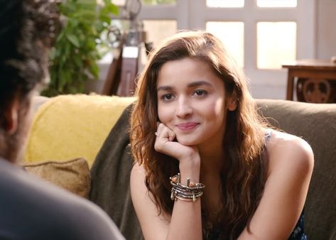 Alia Bhatt Dear Zindagi Outfits, Dear Zindagi, Gucci Shirts, Chloe Dress, Zara Jeans, Alia Bhatt, Vogue India, Bollywood Movies, Zara