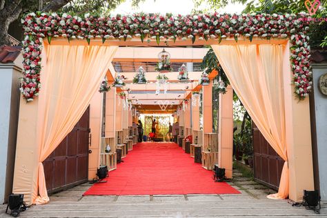 #engagement #engagementdecoration #engagementdecor #engaged #bridetobe #engagementdecor #bride #indianengagement #zowed #wedding #indianengagement #vermilionbyzg #vermilionevents Entrance Gates Decoration For Wedding, Entry Gate For Wedding, Wedding Gate Decoration Indian, Wedding Entry Gate Decoration, Marriage Entry Gate Decoration, Entry Gate Decoration Wedding, Wedding Gate Decoration, Passage Decoration, Stage Decoration Photos