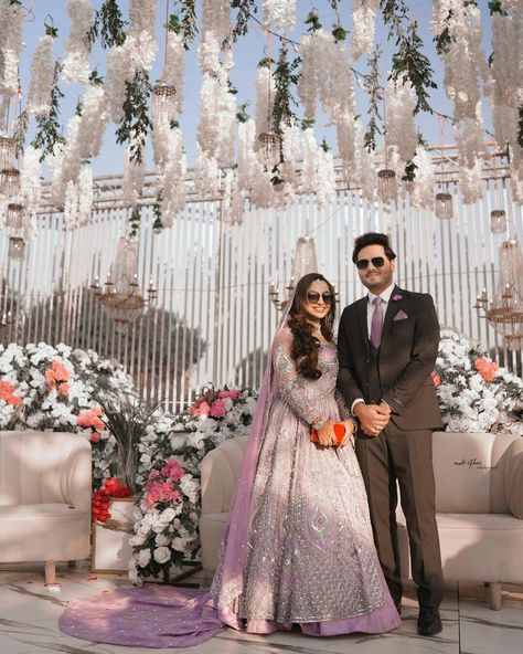 Bride And Groom Pakistani Wedding Outfit, Bride Groom Photoshoot Pakistani, Pakistani Bridal And Groom Photoshoot, Wedding Photo Ideas Pakistani, Pakistani Wedding Couple Photoshoot, Pakistani Wedding Dance, Pakistani Bridal Makeup, Plus And Minus, Bridal Bangles