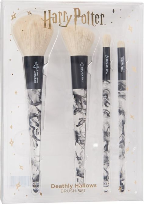 Harry Potter X Ulta Beauty Deathly Hallows Brush Kit Harry Potter Stone, Harry Potter Makeup Brushes, Harry Potter Makeup, Harry Potter Deathly Hallows, Gloss Labial, Harry Potter Gifts, Harry Potter Collection, Mini Makeup, Harry Potter Books