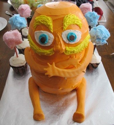 Cake With Cotton Candy, Lorax Aesthetic, Lorax Cake, Lorax Birthday Party, Lorax Birthday, Cursed Cakes, Lorax Party, Hypno's Lullaby, Truffula Trees