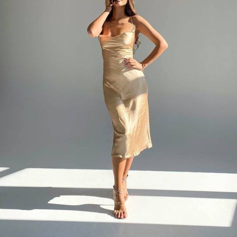 "Gold silk slip open back dress for you ❤��️" Dress For Performance, Backless Cocktail Dress, Midi Bridesmaid Dress, Date Dress, Green Silk Dresses, Gold Bridesmaid Dresses, Beige Dress, Date Dresses, Open Back Dress