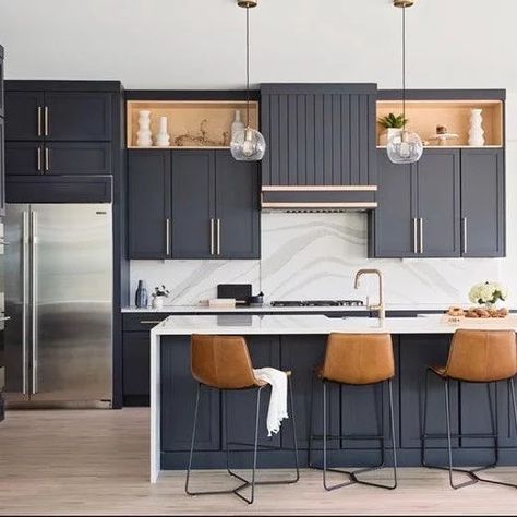 Navy Kitchen Cabinets, Navy Blue Kitchen Cabinets, Navy Blue Kitchen, Navy Kitchen, Modern Kitchen Remodel, Blue Kitchen Cabinets, White Countertops, Gorgeous Kitchens, Transitional Kitchen