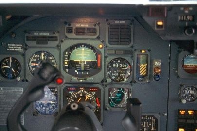 Really hapy birthday for me. I finally was authorized to get in one of this classic cockpits at night to get a shot like this. Later this bird would depart to Rionegro. - Photo taken at Bogota (Santa Fe de Bogota) - El Dorado (BOG / SKBO) in Colombia on July 12, 2008. San Tan Valley Arizona, Aircraft Cockpit, Boeing 727 200, Flight Simulator Cockpit, Boeing 727, Flight Simulator, Flight Deck, Cabin Crew, July 12