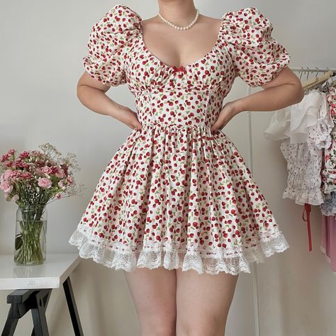 Strawberry Halloween, Strawberry Print Dress, Alice Dress, Fashion Illustration Collage, Strawberry Dress, Cute Dress Outfits, Kawaii Fashion Outfits, Strawberry Blonde, Kpop Fashion Outfits