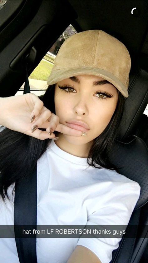 Beer Snapchat, Madison Beer Snapchat, Madison Bear, Beer For Hair, Madison Beer Style, Madison Beer Outfits, Classy Casual Outfits, Madison Beer, Cute Selfie Ideas