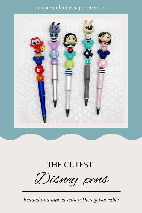 Doorable Pens Diy, Disney Doorables Crafts, Doorable Pens, Character Signatures, Disney Pens, Disney Characters Christmas, Twin Falls Idaho, Beadable Pens, Pen Craft