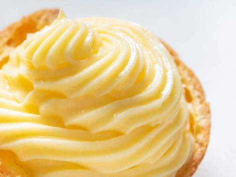 Lemon Pastry Cream, Lemon Pastry, How To Make Pastry, Pastry Cream Recipe, Cake Filling Recipes, Decorating Cakes, Cake Fillings, Pastry Cream, Serious Eats