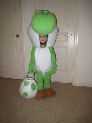 This is going to be a lengthy instructable, but hopefully worth the read.I am going to break it down into the major components:1. Yoshi Mascot Head2. Yoshi's suit... Yoshi Halloween Costume, Baby Mario Costume, Yoshi Halloween, Animal Costumes Diy, Best Baby Costumes, Mario Costumes, Yoshi Costume, Costumes For Toddlers, Perlengkapan Bayi Diy