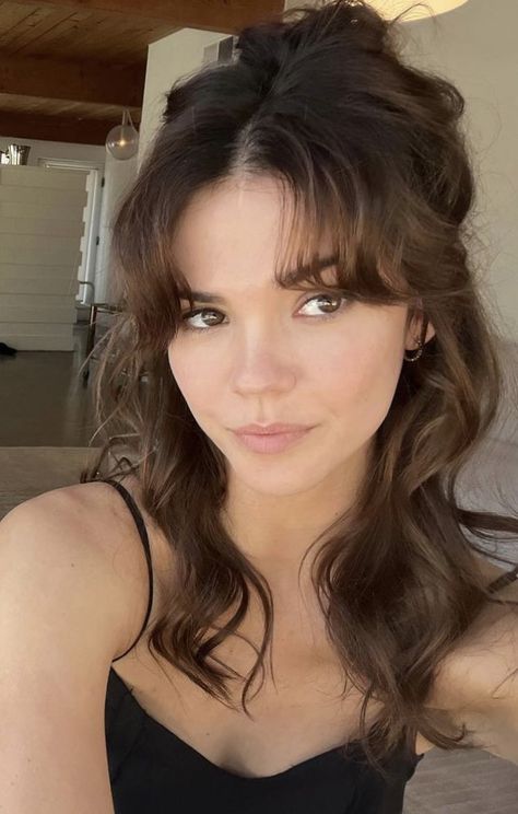 Maia Mitchell Instagram, Maia Mitchell Hair, Maia Mitchell, Hair Aesthetic, Long Black Hair, Young And Beautiful, Fav Celebs, Long Black, Hairstyles With Bangs