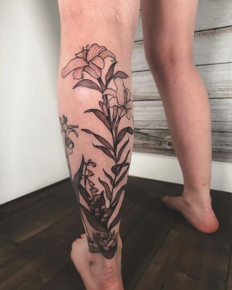 This was so fun to create! We started a year ago with the tiger lilies. They were one my flash design. R reached out later wanting to add more lilies and we play around placing different species of lilies. I really love how they all look! 😍 Do you guys like it? #calgarytattoos #floraltattoo #calgarytattooartist #calgaryfinelinetattoo Tiger Lily Tattoo Forearm, Fine Line Tiger Lily Tattoo, Lily Leg Tattoo, Tiger Lily Vine Tattoo, Tiger Lily And Butterfly Tattoo, Lilies Tattoo, Lillies Tattoo, Tiger Lilies, Different Species