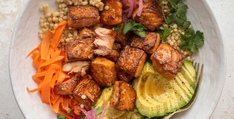 Sticky Salmon Couscous Bowls. Sticky Salmon, Couscous Bowls, Recipes For Lent, Salmon Couscous, Salmon Bowls, Honey Garlic Salmon, Garlic Butter Salmon, Lent Recipes, Wholesome Yum