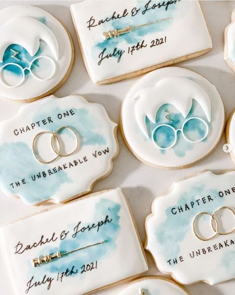 Harry Potter Bridal Cookies, Harry Potter Bridal Shower Cookies, Harry Potter Bachelorette Cookies, Harry Potter Wedding Cookies, Harry Potter Cookies Decorated, Hogwarts Wedding Ideas, Harry Potter Cookies, Hp Wedding, Harry Potter Bridal Shower