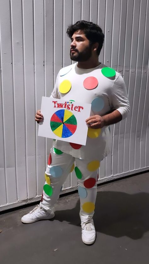 #costumebackground #halloween #mensclothing #costume #disfraz #twister Twister Costume, Holiday Costumes, Kids Class, Halloween 2023, Trunk Or Treat, Class Ideas, Teenage Boys, Costume Ideas, Mardi Gras