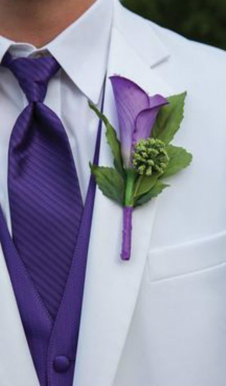 ♕ PURPLE WEDDİNG ♕ White Tuxedo Wedding, Bracelet Corsage, Purple Flower Girls, Purple Flower Girl Dress, Wedding Tux, Violet Wedding, Purple Wedding Theme, Purple Suits, Purple Bridesmaids