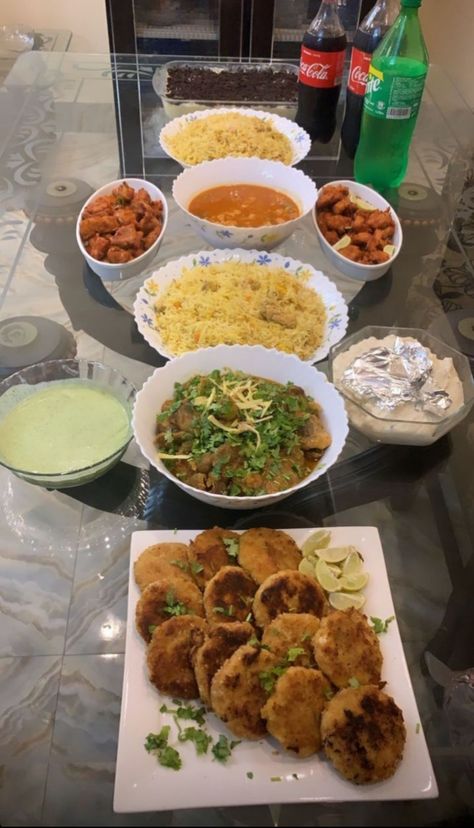 Aftari Dishes Pic, Dawat Ideas, Ramzan Food, Ramzan Video, Biryani Food, Eating Food Funny, Catering Ideas Food, Foodie Instagram, Desi Food