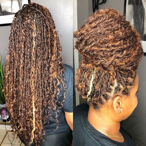 Messy Boho Twists, Micro Boho Locs, Small Bohemian Locs, Micro Boho Braids, Extra Small Boho Braids, Boho Twists Black Women, Mini Twist With Shells, Micro Braids Hairstyles, Boho Twists