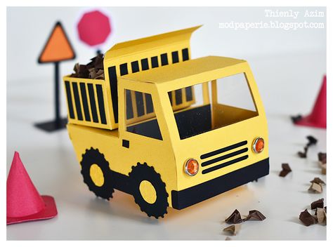 Digger Party, Cardboard Box Car, Cardboard Car, Construction Theme Party, Cardboard Toys, Homemade Valentines, Construction Party, Construction Birthday, 3d Paper Crafts