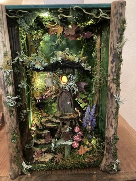 Craft Journal Ideas, Fairy Gardens Ideas, Fairy Garden Indoor, Fairy Garden Aesthetic, Fairy Garden Room, Diorama Art, Book Nature, Indoor Fairy Gardens, Craft Journal