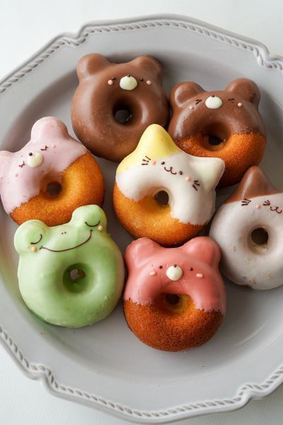 Donuts, Bears, Cake, White