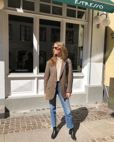 e6d8545daa42d5ced125a4bf747b3688desc47340792ri Oversized Vintage Blazer Outfit, Jeans Women 2024, Brown Booties Outfit Fall, Checked Jacket Outfit, French Academia, Academia Outfit Inspiration, Cecilie Moosgaard, Jeans Fall Outfit, Fall California