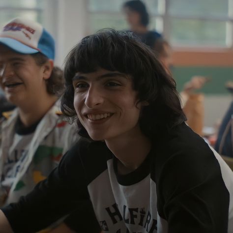 St Pfp, Mike Stranger Things, Icons Stranger Things, Mike Wheeler, Stranger Things Mike, Finn Stranger Things, Stranger Things Kids, Stranger Things 3, Stranger Things 2