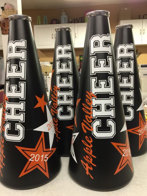 19 inch cheer megaphones for captains and 4- year cheerleaders. Vinyl. FB: Knox Dezine Werx Cheerleading Megaphone Designs, Megaphone Designs Vinyl, Cheer Captain Gifts Ideas, Cheer Megaphone Ideas, Megaphone Decorating Ideas, Cheer Megaphone Designs, Cheer Megaphone Designs Ideas, Megaphone Designs, Senior Baskets