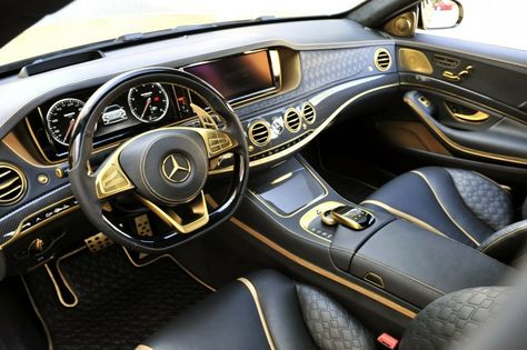 Black and gold car interior Brabus Rocket 900, Mercedes Brabus, Luxe Auto's, Luxury Boat, Gold Car, Luxury Car Interior, Car Interior Design, Tesla Car, Gold Interior