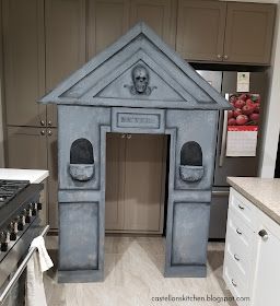 Castellon's Kitchen: Haunted Hallows Maze (Part 3 of 3) Halloween Crematorium, Halloween Mosoleum, Foam Board Halloween Decorations, Diy Haunted House Ideas For Kids, Diy Cardboard Halloween Decor, Cardboard Halloween Decorations Diy, Halloween Mausoleum, Halloween Gate, Homemade Halloween Props