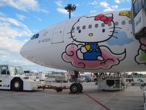 Images Hello Kitty, Eva Air, Charmmy Kitty, Hello Kitty Aesthetic, Air New Zealand, Alaska Airlines, Hello Kitty Pictures, Hello Kitty Items, Hello Kitty Wallpaper