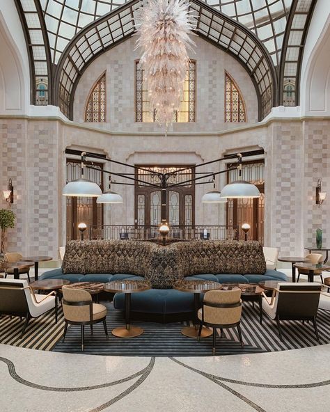 Lounge Hotel Design, Hotel Lounge Interior Design, Luxury Hotel Lobby Lounge, Hotel Lounge Interior, Hotel Lobby Interior Design, Art Deco Lobby, Gresham Palace, Hotel Lobby Lounge, Modern Hotel Lobby