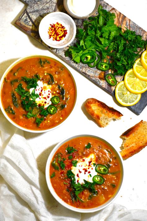 Give your regular lentils an exotic makeover with this Moroccan soup. The warm and flavorful combination of spices will forever change your idea of a bowl of lentils. Best Mediterranean Recipes, Best Spinach Recipes, Moroccan Lentil, Moroccan Lentil Soup, Moroccan Soup, Lentil Soup Recipe, Moroccan Dishes, Moroccan Spices, Drink Inspiration