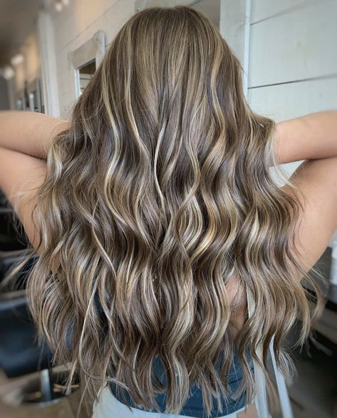 Creamy Beige Highlights On Brown Hair, Beige Highlights On Brown Hair, Highlights On Brown Hair, Beige Highlights, Fall Blonde Hair, Fall Blonde, Blonde Hair Inspiration, Brown Blonde Hair, Brown Blonde