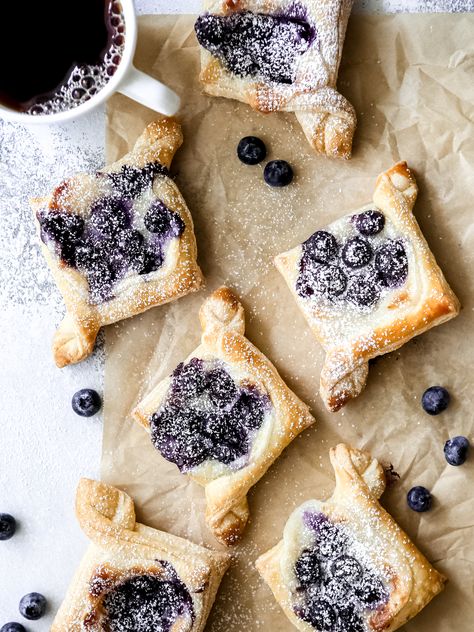 Cream Cheese Pastries, Cream Cheese Danishes, Breakfast Cheese Danish, Blueberry Danish, Cheese Danishes, Cheese Pastries, Cream Cheese Danish Recipe, Cheese Danish Recipe, Breakfast Cheese